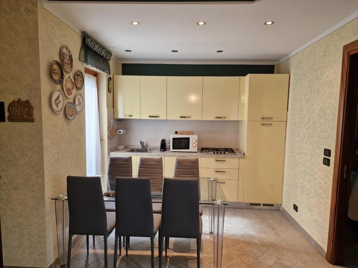 Casa Vittoria Sirmione Punta Gro Con Piscina 아파트 외부 사진