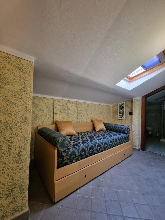 Casa Vittoria Sirmione Punta Gro Con Piscina 아파트 외부 사진